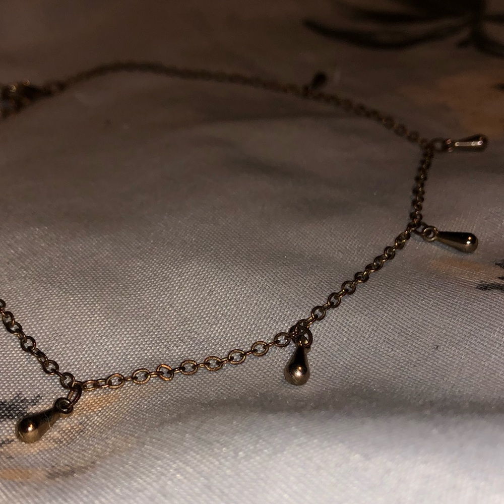 Gold Teardrop Choker!